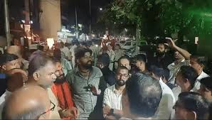 उज्जैन में फिल्मी गानों पर गरबा आयोजन पर बवाल, आयोजकों ने मांगी हिंदी में माफी